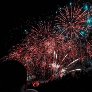 国内老汉玩胖老太视频
